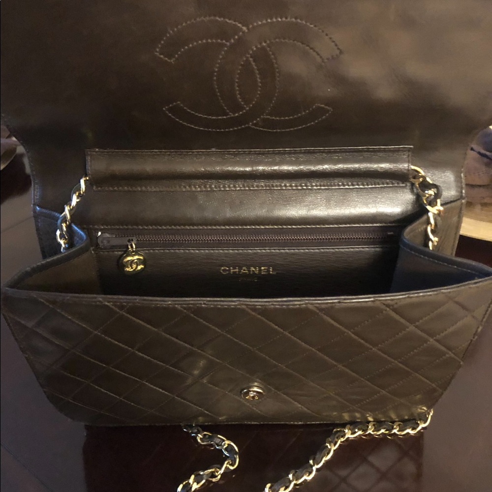 Chanel shoulder bag - Picture 3 of 4